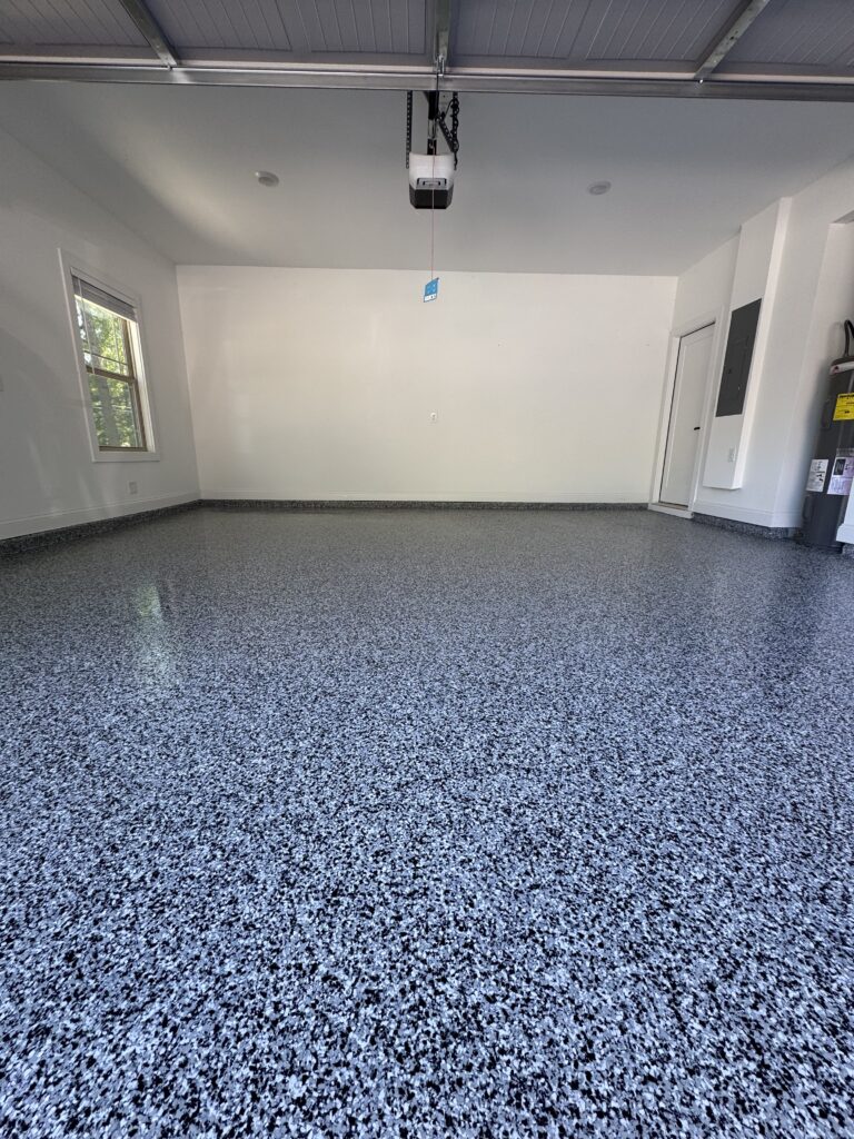 Flake epoxy floor coating in a basement